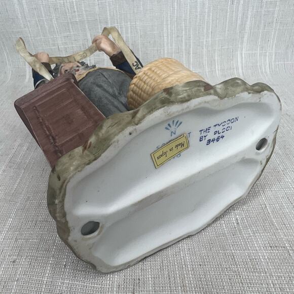 Vintage 60s Pucci Bisque Porcelain Figurine The Tycoon Japanese Capodimonte 3464 - Picture 13 of 15
